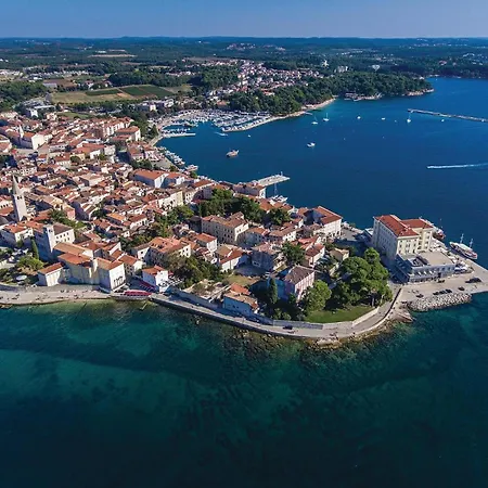 Lovely In With Kitchen * Porec